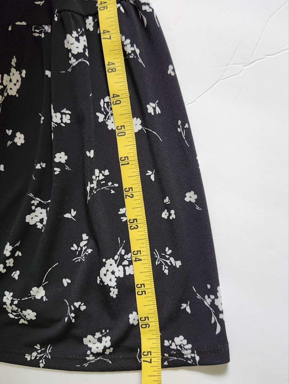 Gilli Short Sleeve Vneck Maxi Dress Womens Large Black White Floral Faux Wrap - Picture 8 of 10